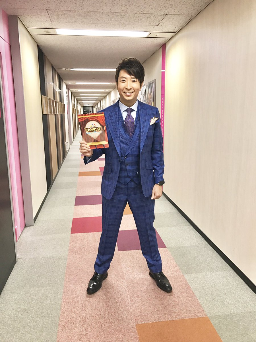 有村昆 映画コメンテーター 13時からフジテレビ バイキング 生放送です 玉川学園の同級生 高橋隆夫くんのオーダメイドスーツで本番に臨みます まさか玉川つながりで一緒にフジテレビにいるなんて不思議だよね笑 今週の ハリウッド事件簿 も荒れて 有村昆 映画コメンテーター 13時からフジテレビ バイキング 生放送です 玉川学園の同級生 高橋隆夫くんのオーダメイドスーツで本番に臨みます まさか玉川つながりで一緒にフジテレビにいるなんて不思議だよね笑 今週の ハリウッド事件簿 も荒れて