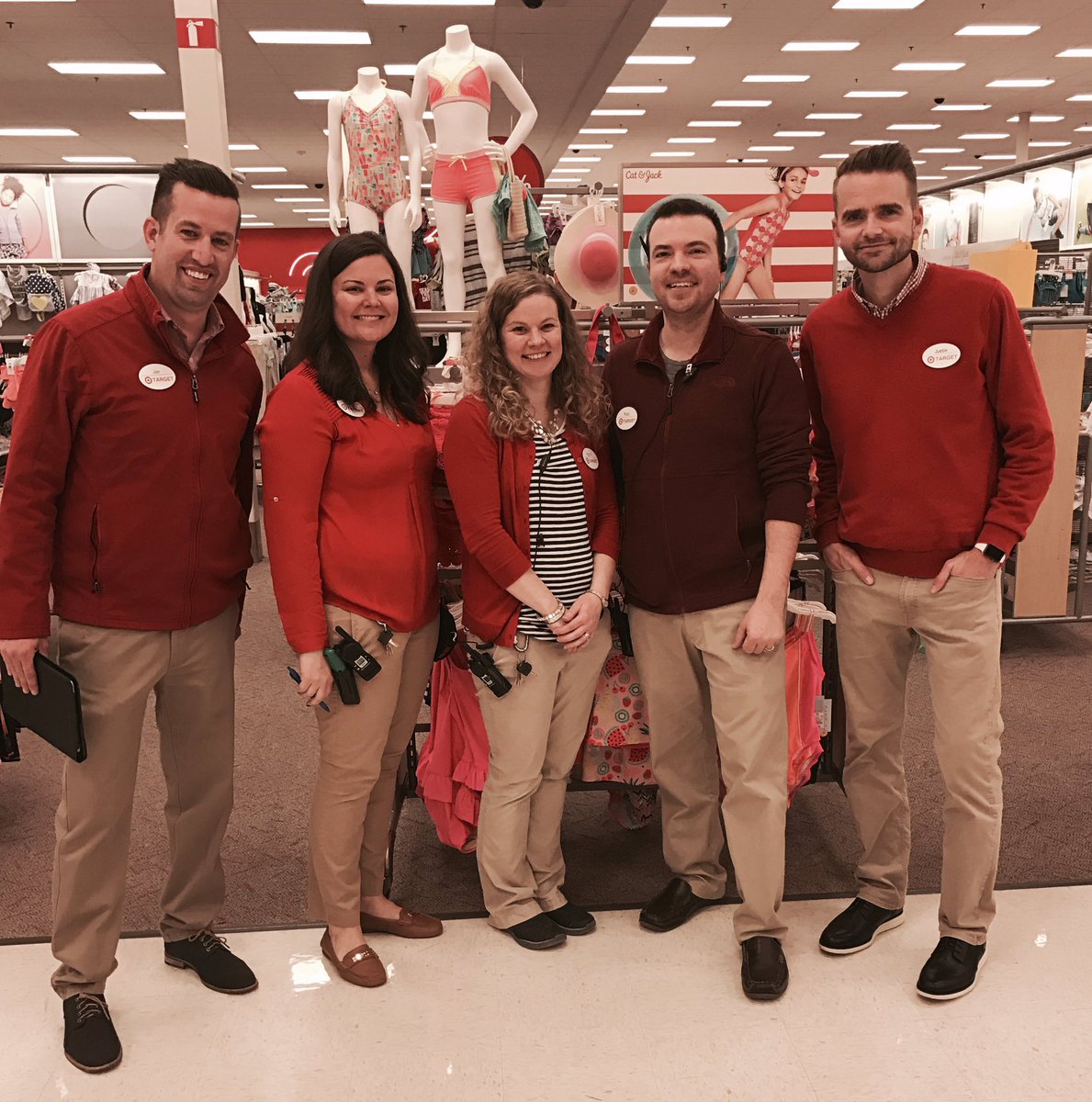 justinadamburns's tweet photo. T670 Springfield rocking spring break kids sales and #facefocused https://t.co/I2qLVzJrd8