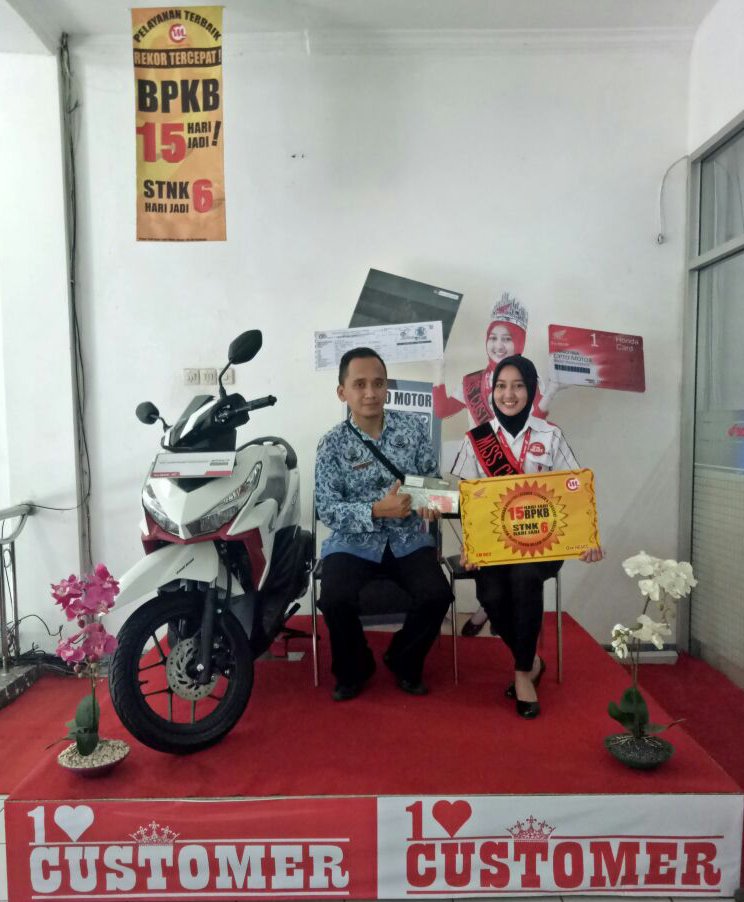 CIPTOMOTORTUBAN's tweet photo. Terima kasih kepada Bpk Aang  yg telah melakukan pengambilan STNK dan BPKB milik istri tercintanya https://t.co/RWfE9hTtMk