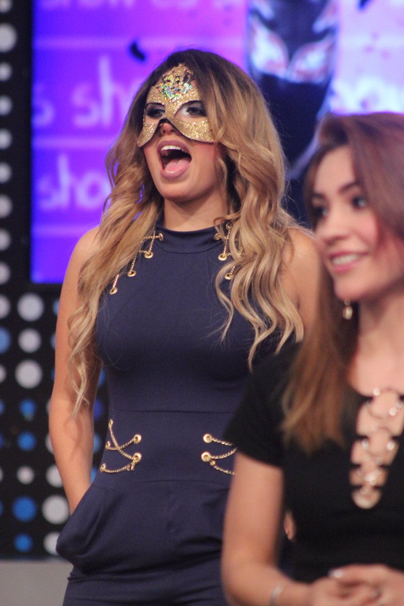 multimediostv's tweet image. RT si ya estás viendo #EsShow ¡Hoy un gran invitado! 🙊 #EsShowConNodal