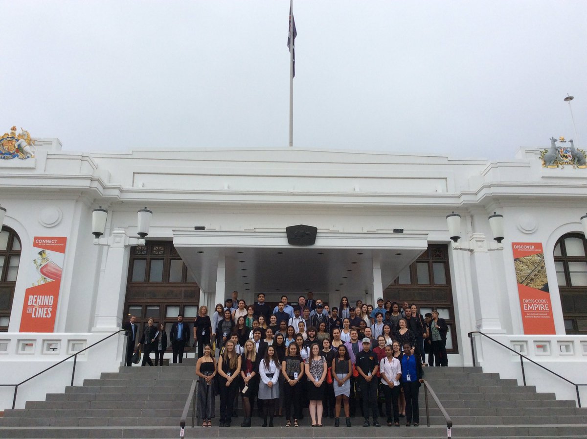 moadlearning's tweet photo. Great to have such engaged young people join us for a MoAD schools program, #WEX2017, our leaders of the future.⭐ https://t.co/WUPYe6nybv