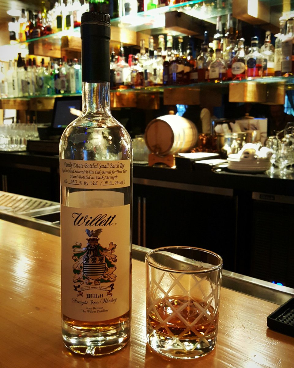 stilltrippers's tweet photo. Willett Straight Rye Whiskey 3 Year, Day 87 of 365 Drams 2017, 22/23/23/22 - 90 Total #365drams2017 #saratogawhiskeyclub @WillettWhiskey https://t.co/VsHSYgOqo0
