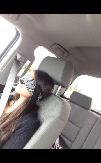 ViraIPost's tweet photo. Surprising my girl 😘 https://t.co/QTXDLlVKBr