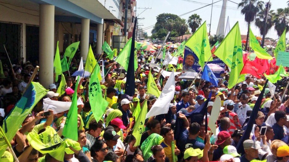 fafa_lopez's tweet photo. .@JorgeGlas @Lenin ¡Tremendo cierre en Babahoyo! #LeninPresidenteDeTodos  #LeninEsInversion #LassoDeclaraTusBienesOffshore #LassoSaladasso https://t.co/uXPCxBfDlz