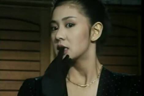 高村宗一 唐突に思い至ったんだけど 俺のめんどくさい女性キャラ好きの元祖って スチュワーデス物語の片平なぎさではないのか あの 義手にはめられた手袋を口で咥えて脱ぐシーン 好きだったんだよなぁ 子供の頃の俺 レベル高すぎない