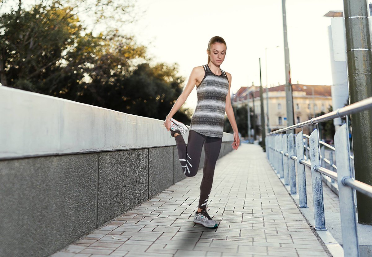 newbalanceItaly's tweet photo. Correre una maratona è una sensazione indescrivibile!
Il 2 aprile arriva l’edizione 2017 della Maratona di Roma.
#WhyWeSweat #IRunRome https://t.co/E34fwzMmgp
