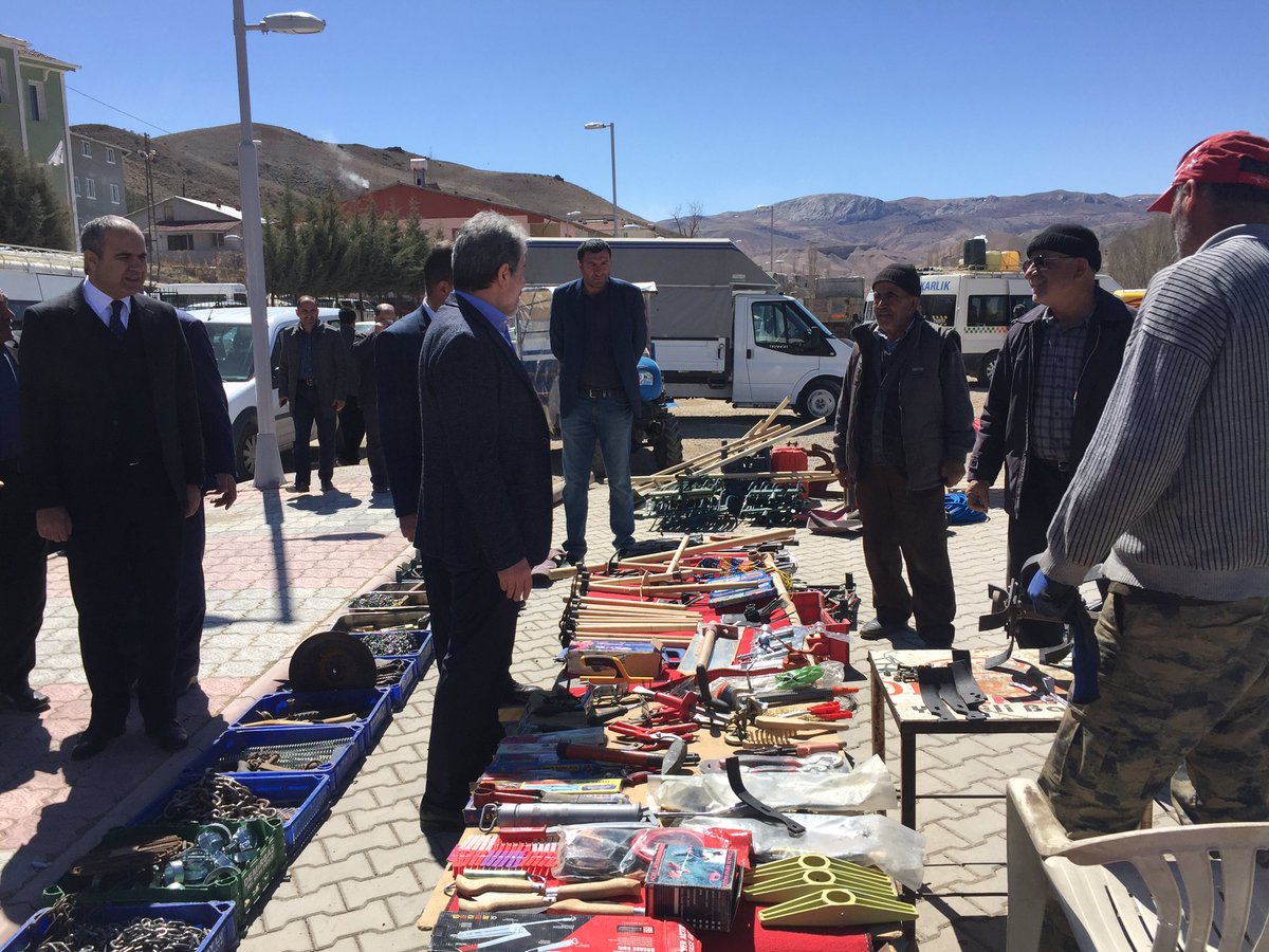 nurttinyasar's tweet photo. Kuluncak İlçe Ziyaretimizi getçekleştiriyoruz.#DahaGüzelTürkiyeiçinEVET https://t.co/6Qr7vkpogV