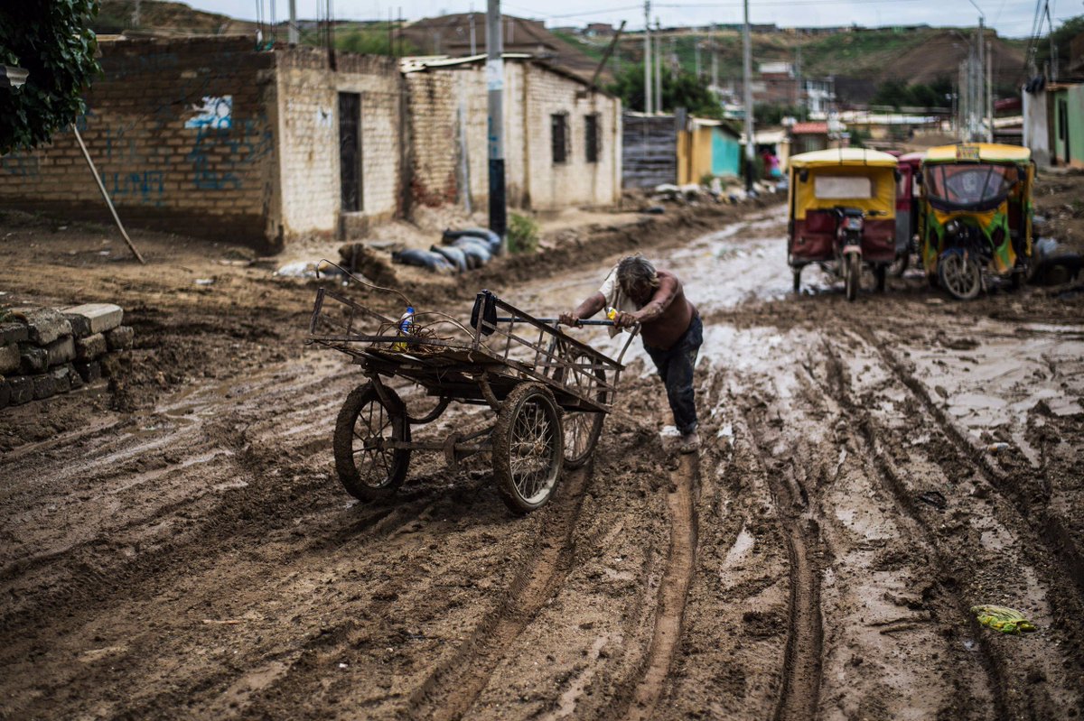 NBCNewsPictures's tweet photo. PHOTOS: Devastating #Floods in #Peru Displace Tens of Thousands
https://t.co/rr9ppHhcjQ 📷
@AFPphoto https://t.co/qfESgMlYfw