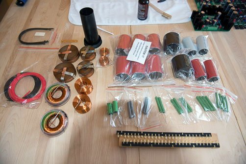 frankhasselriis's tweet photo. Ellam Flex - DIY Audio with Scan-Speak 🇩🇰🎼
Troels Gravesen construction
#scanspeak #diyaudio #loudspeakers #hifi #speakes #Danish 🙂 https://t.co/l6J40CaAif