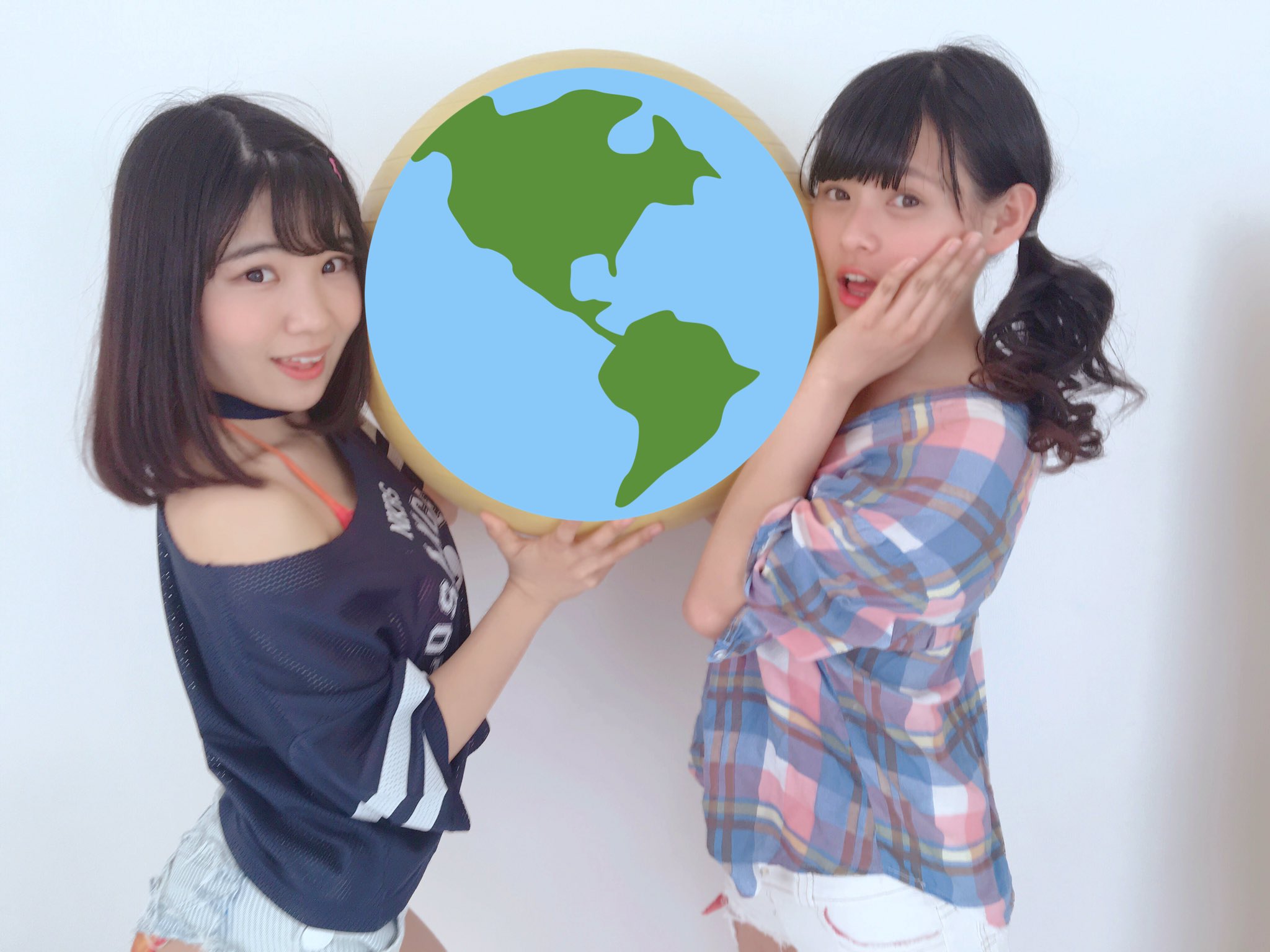 榊 まこ Auf Twitter 地球 笑笑 バランスボールです 笑 榊 まこ Auf Twitter 地球 笑笑 バランスボールです 笑