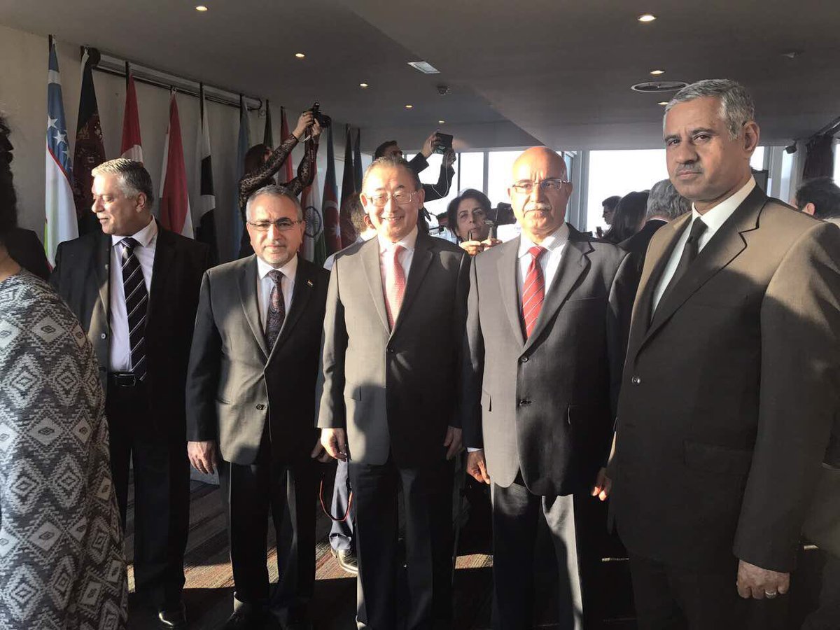 مع المرشح الصيني وسفير العراق والاستاذ عادل الشرشاب