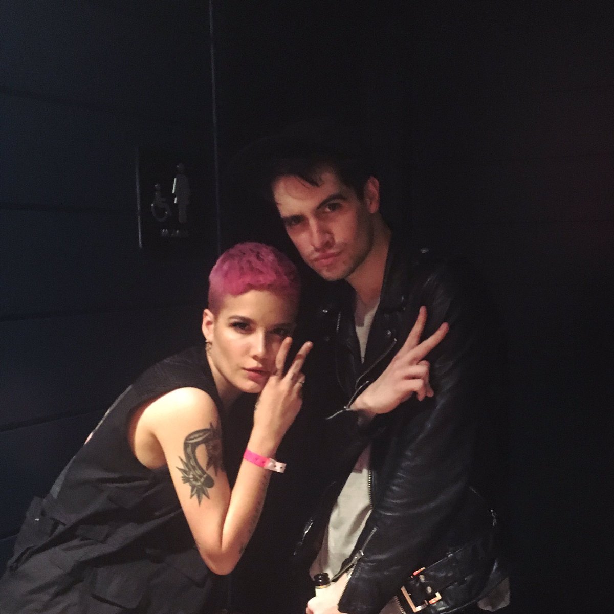 halsey tweet picture