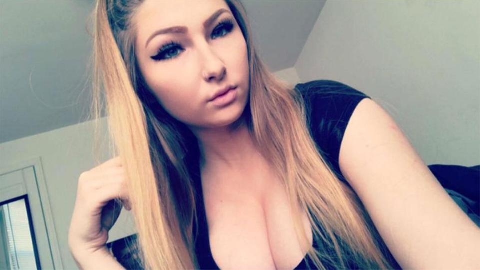TheSun's tweet photo. Schoolboy stabbed girlfriend to death after taking ‘some drug that made him crazy’ https://t.co/hOn6Z5wZuo https://t.co/d0Cbr6OGTs