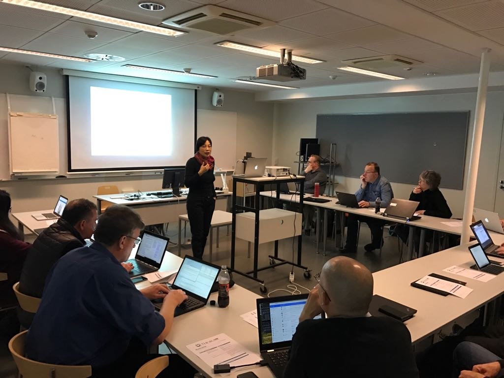 DataCite's tweet photo. Yin Chen from @EGI_eInfra on the importance of community requirements #ENVRiD @project_thor_eu https://t.co/KDh70jhquz