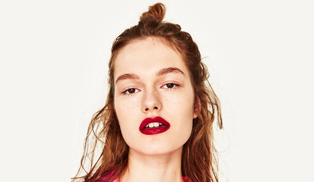 SoloModelos's tweet photo. Los #peinados que ZARA va a convertir en tendencia https://t.co/T1NaNIp336 https://t.co/OESObrAS1r