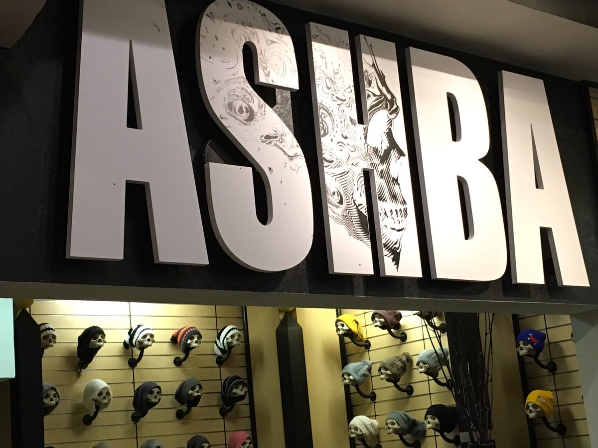 imRockingas's tweet photo. Got to finally cross this off my bucket list @DjASHBA...You girl Rachel who worked there was amazing!! #djasha #ashbaclothing #storerocks https://t.co/8qh0a0Vm2V