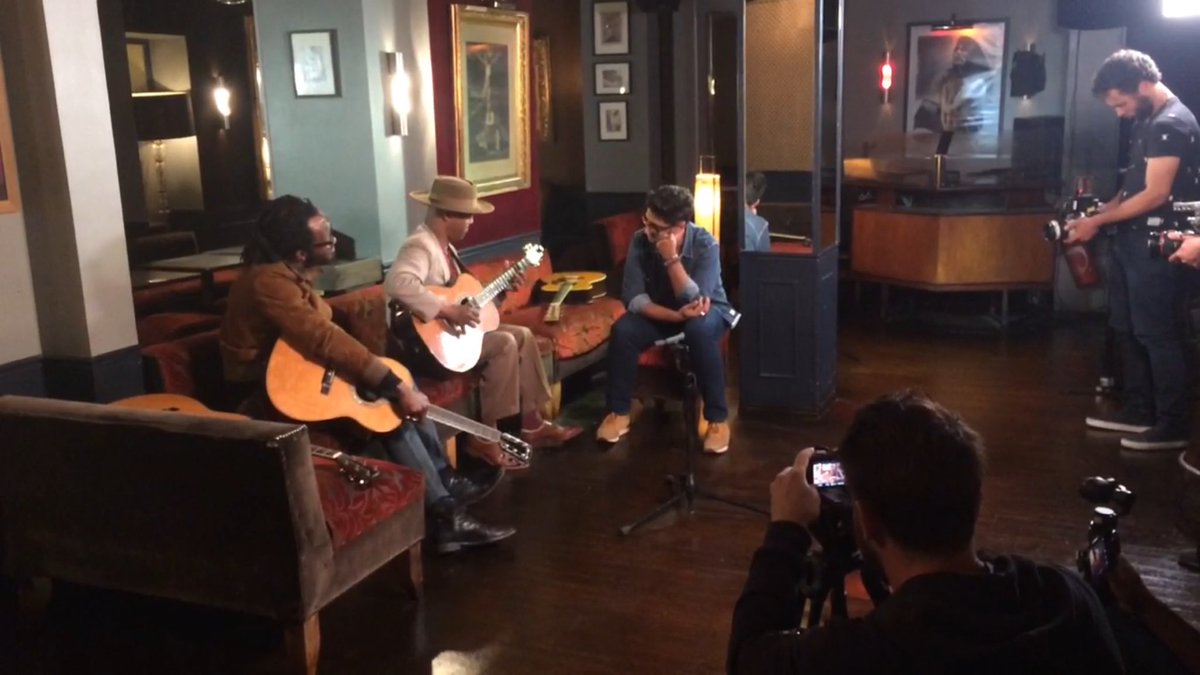 sebastienfolin's tweet photo. Hier j'ai baigné dans le bonheur que procure la musique. @AlbindelaSimone le matin, @IAM l'après midi et @tetemusic &amp; @EricBibb le soir ! 🙏🏾 https://t.co/0KIUtzWAiS