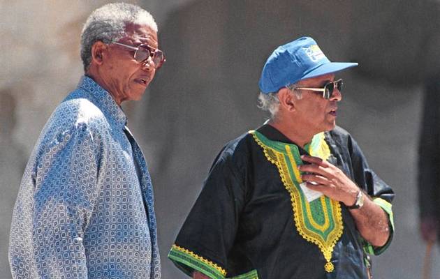 phauwe_phosa's tweet photo. #AhmedKathrada #NelsonMandela
#Theymeet again in heaven https://t.co/tSABLaeZRh
