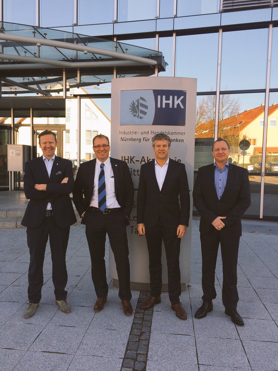 a_verhaag's tweet image. Met @HTScluster in Neurenberg op Integrated Plant Engineering Conference #Lenze #softwareport @brainportregion