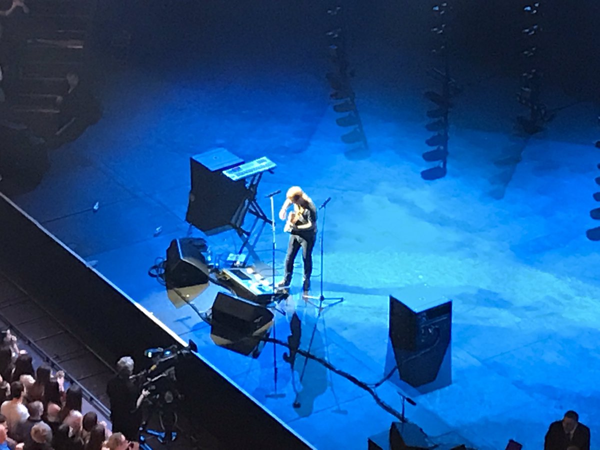 millsyboon's tweet photo. Such a great night and a fantastic first gig for the kids the first of many and such a great cause @edsheeran @TeenageCancer @achrisevans https://t.co/WIPAyD3YGI