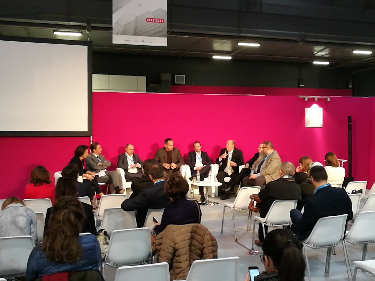 TravailAchats's tweet photo. Table ronde #SAETCONFS #SAET2017
«Traitement du document: comment adapter sa gestion documentaire?» dès maintenant à l'espace Agora. https://t.co/EE1TF1StmK