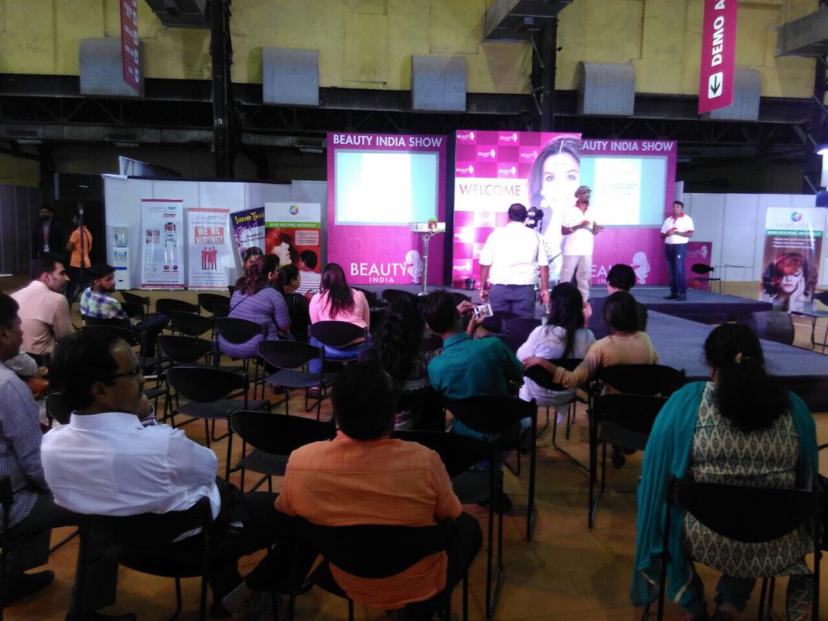 beautynewsindia's tweet photo. 3rd and Final Succesful day @beautyindiashow #beauty #cosmetics #professionalshow #salons #eventsinbeauty https://t.co/6L8MXPDmWI