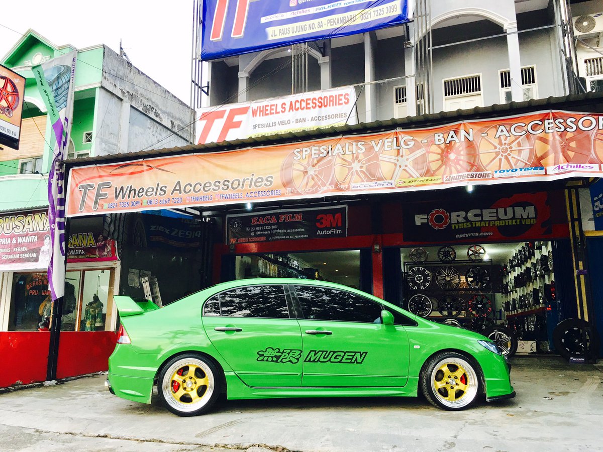 harlim_94's tweet photo. Work meister 18x9.5/10.5 on Civic Fd. 🙏😀😎 https://t.co/eH5B044LI6
