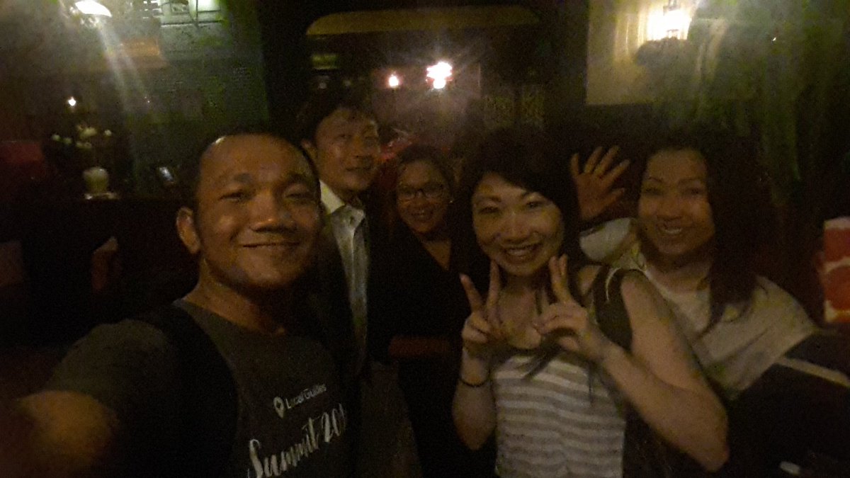chamnanmuon's tweet photo. Finally, I met one of my #LGSummit16's friend, @kaukauhawaiii, in #Cambodia 🇰🇭.

Thank for visiting us! #LocalGuides https://t.co/6d64eApYuJ