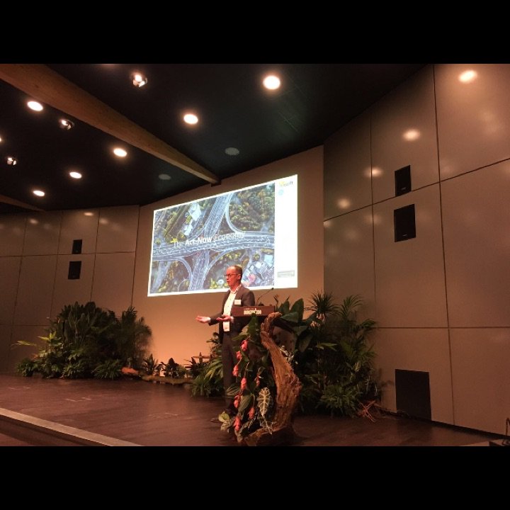 USoft_software's tweet photo. Our CEO Patrick Dekker kicking off #UConnect2017 ‘the act-now economy’. Great day ahead. https://t.co/yjPIZ0hzFt