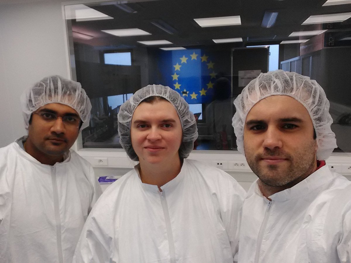 alejandro_sela's tweet image. #spaceapplications clean room is ready for #fslvmu2 and @ICECubesService! Ready to rock!