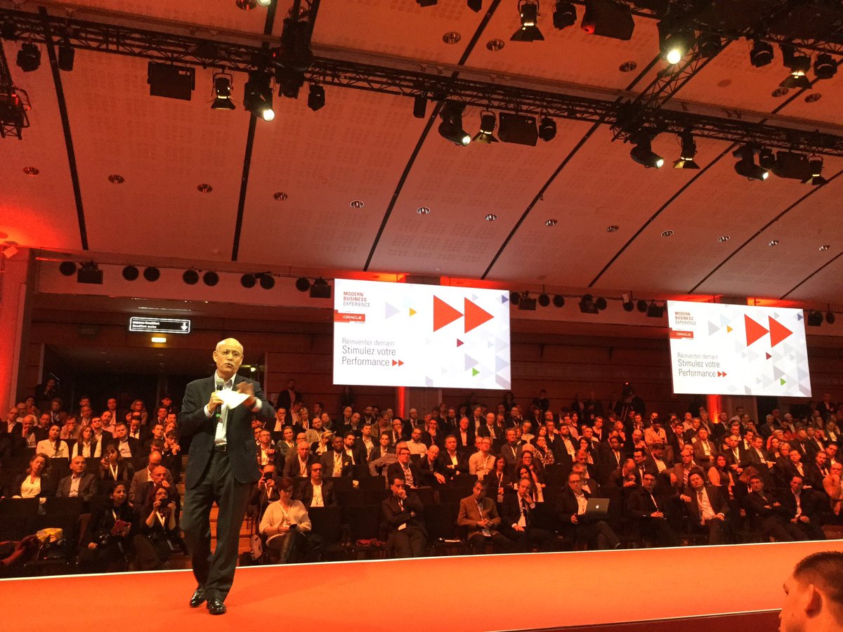 heyrobwilliams's tweet photo. Impressive and learning keynote around #growth #4threvolution with @jeremy_rifkin #alwaysleaning #oracleBMX https://t.co/Q8aziyODW2