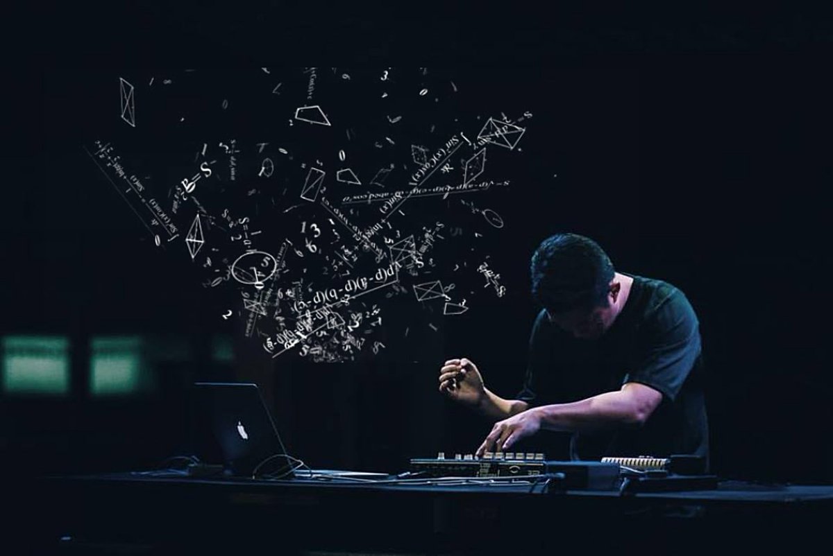 juicesg's tweet photo. Need to focus? Here are 5 local artists that'll get you in the zone for studying: https://t.co/BbRVsqQn9o https://t.co/Ykh013rKxR