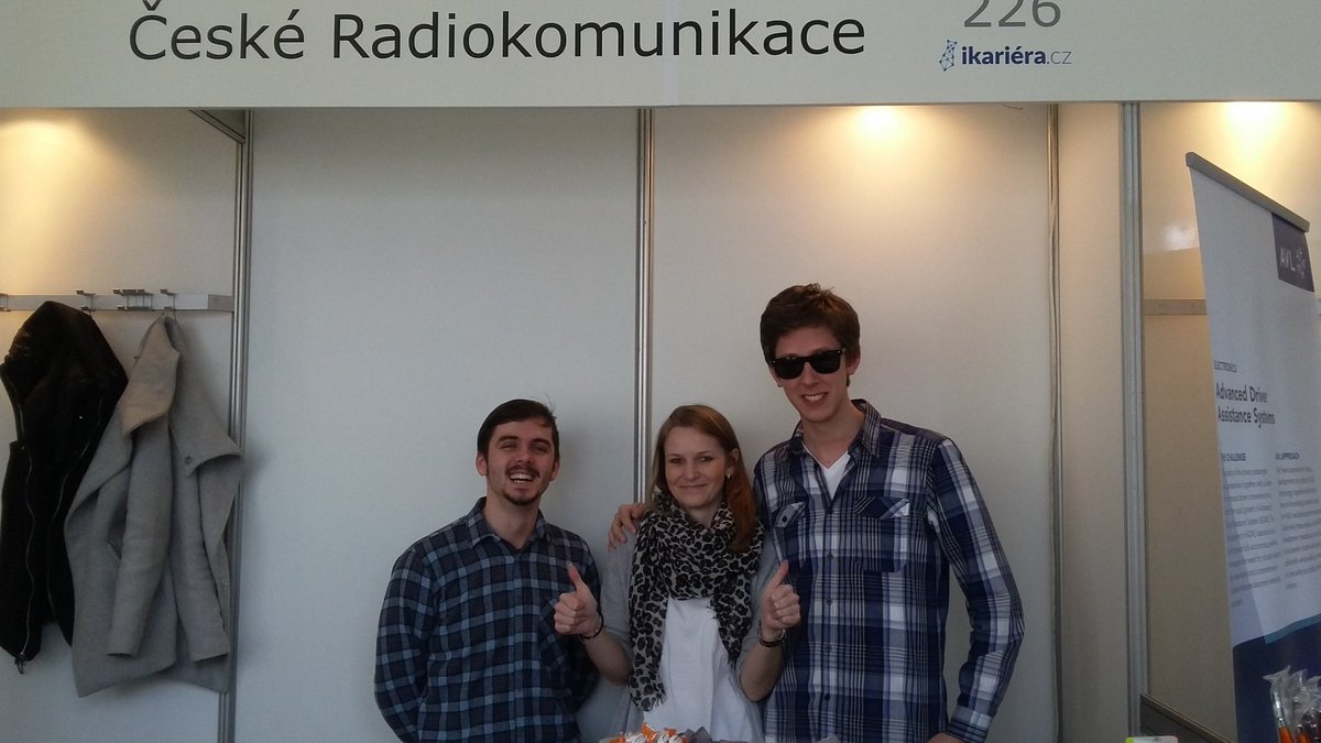 RedCuteCz's tweet photo. On #iKariera with our partners! #FriendsForever https://t.co/899pfOQzNY
