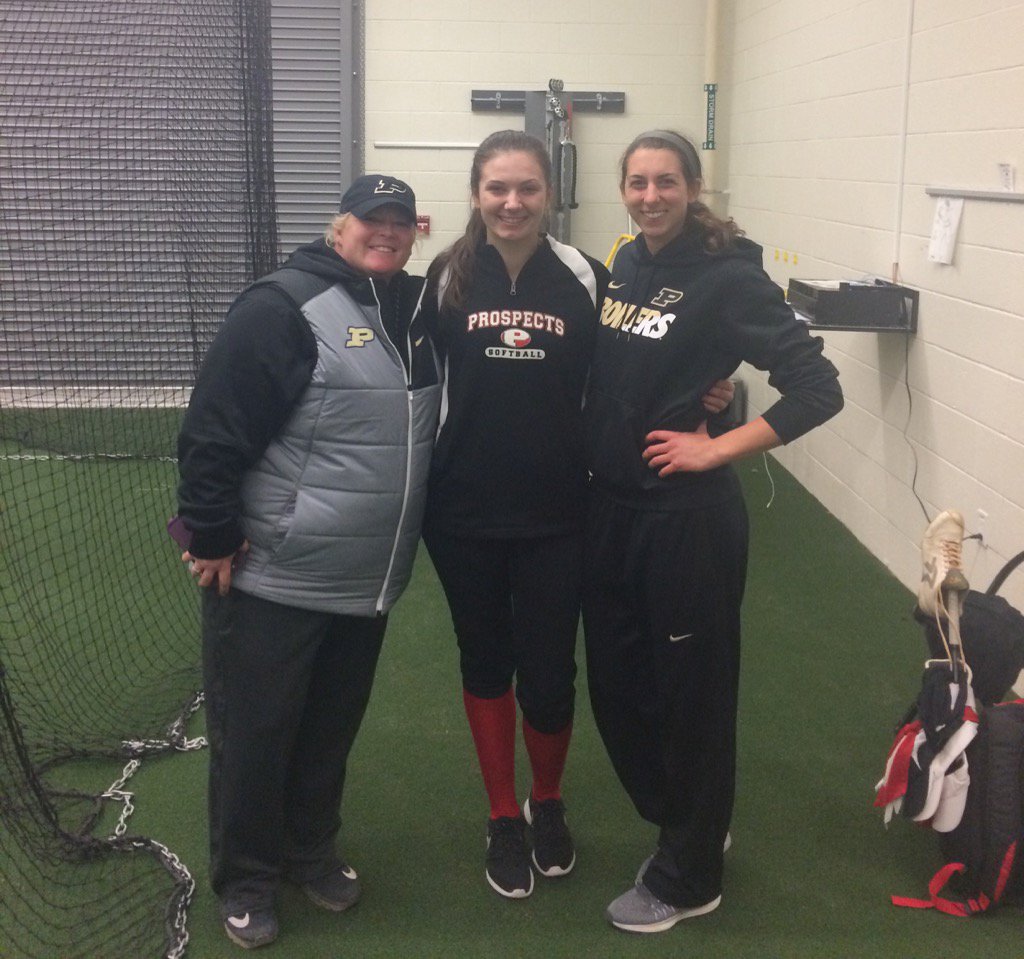 Thanks Coach Boo and Coach Ashley for a great camp last night!@prospects_4 @BooDeOliveiraSB