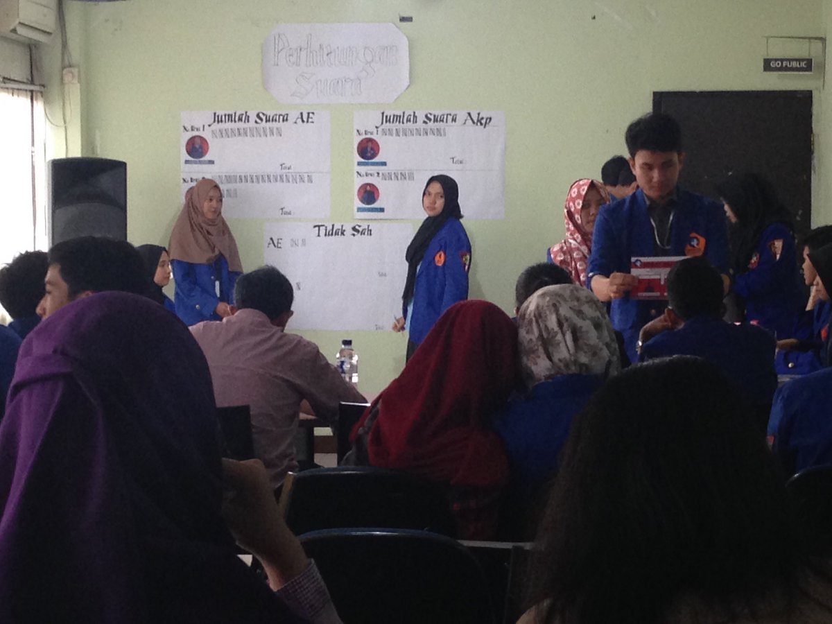 Perhitungan Suara AKP.