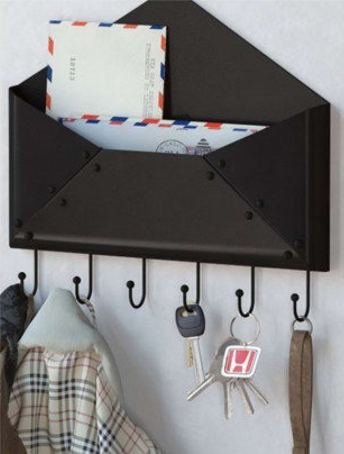 On a budget with a cluttered apartment? Here are great ways to #organize your space &amp; keeping your wallet happy! bzfd.it/2mPBjdZ