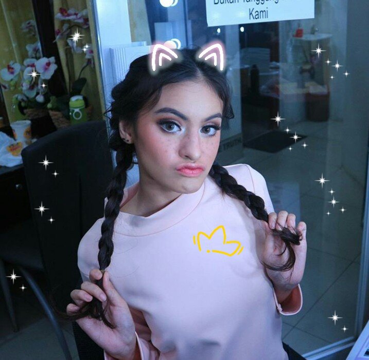iconsfworld's tweet photo. andira hadley icons✨

req by @hadftley

rt/fav if u saving https://t.co/YTxK4Ajbuo
