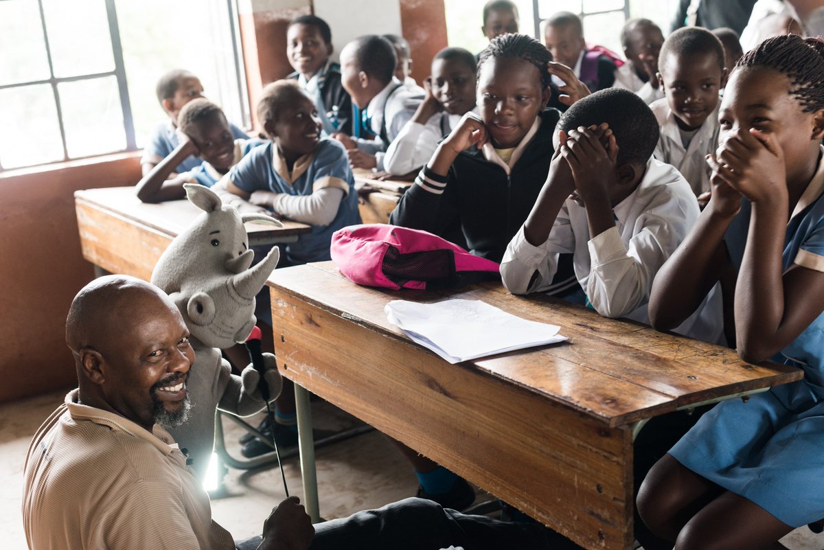 What do these schoolchildren know about the #CircularEconomy? It could be more than you! thevirtuouscircle.co.za/educating