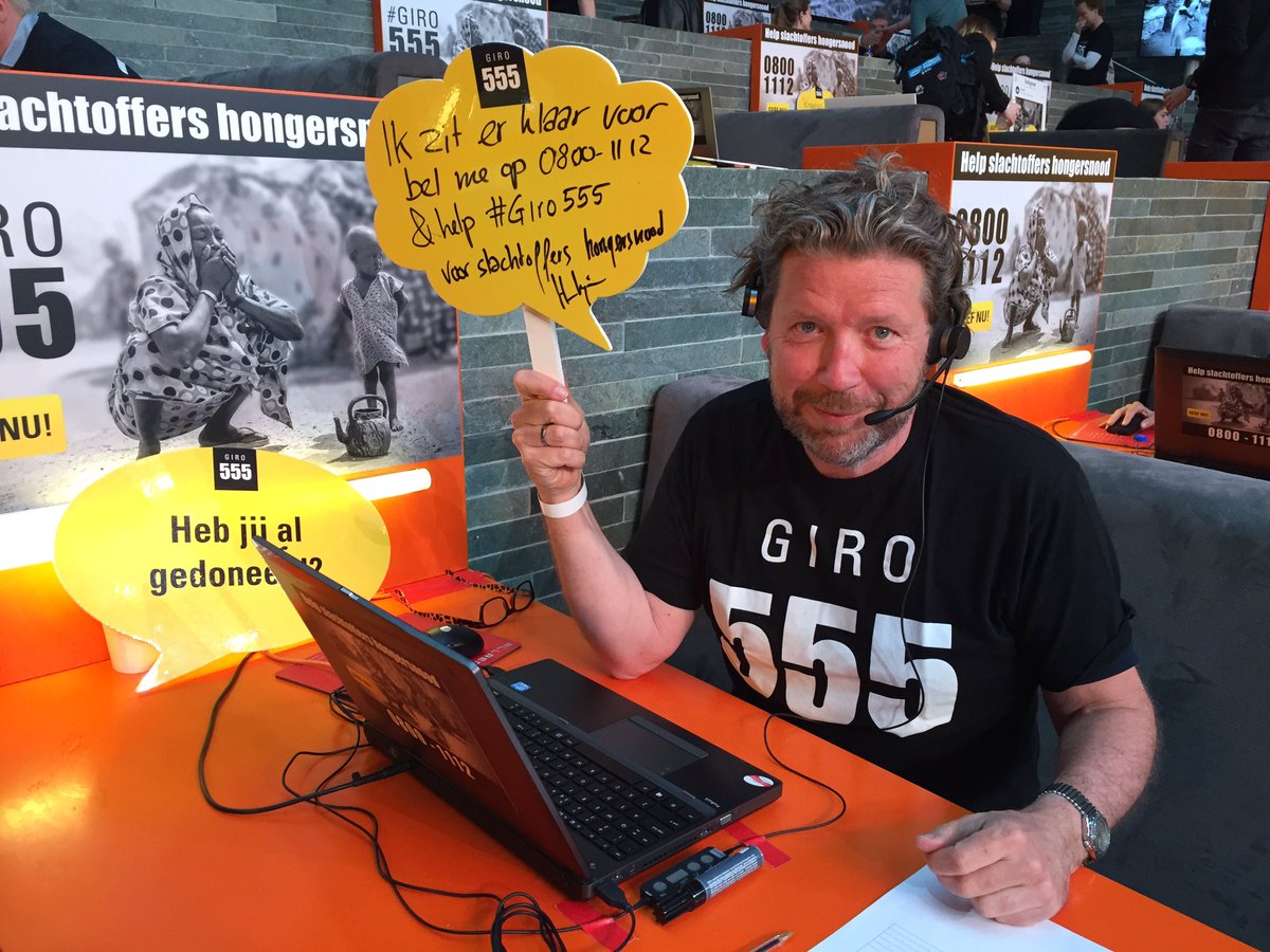 henkjansmits's tweet photo. Helpen is mensenwerk. Bel me op 0800-1112 #giro555 https://t.co/l5qLT7p6F4