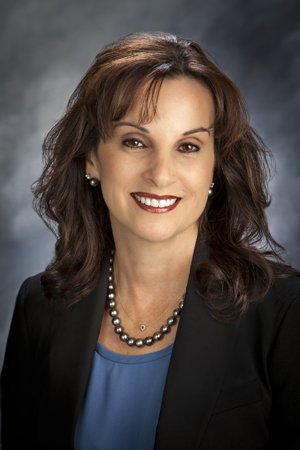 SpearsBusiness's tweet photo. Brenda Rolls, CEO of Frontier Electronic Systems, will speak at CEO Day on April 11. #OKStateCEODay @OKStateAlumni https://t.co/nW5p79HnF2 https://t.co/2uinopFseH
