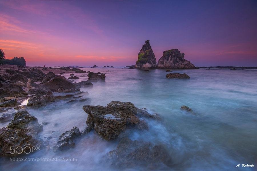 320dpi's tweet photo. New Day par AntonRaharja https://t.co/H2A9BfG3oY via #photo #landscape #amazing https://t.co/vGXny6mX1r