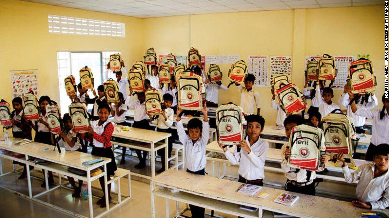 CNNTravel's tweet photo. James Munro Boon's adventures inspired him to create @ElephantBranded a fashionable bag that helps educate kids: https://t.co/qntm8kCd6F https://t.co/0Ek3Dy3BAb