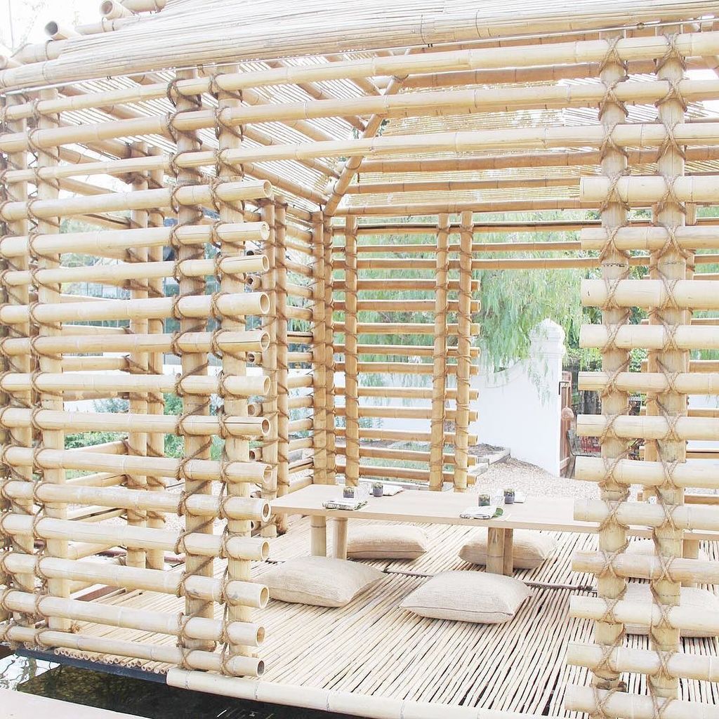 Time for tea ☕️⌛️ If you try one new experience this April, let it be this. A wander around the healing gardens wi… ift.tt/2o7kY3Z