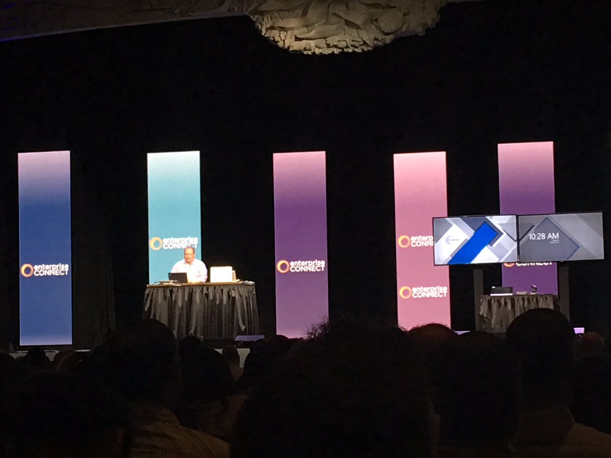 Leap_CX's tweet image. .@Office365 @enterprisecon using an 📱 iPhone for your demo? 🙀#EC17