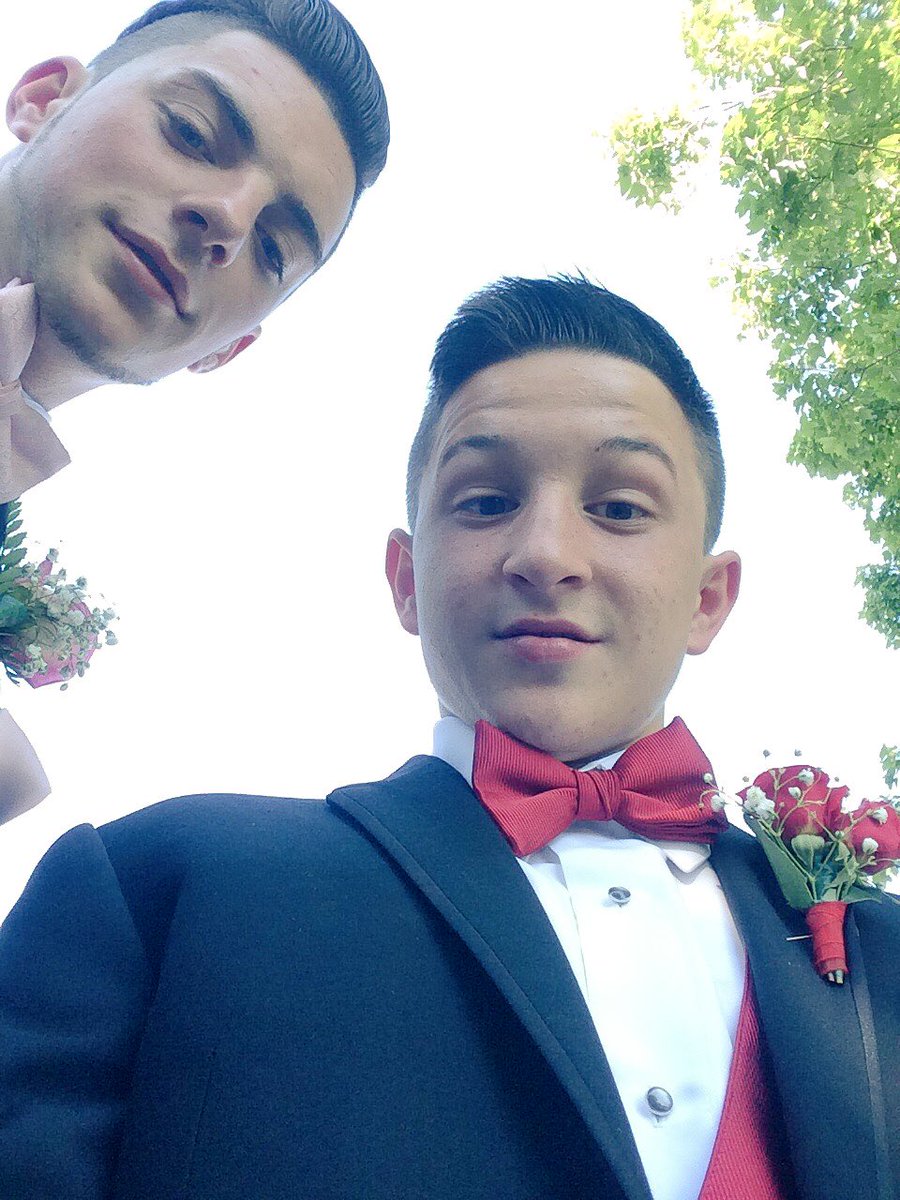 NickColantonio_'s tweet photo. Happy Birthday to a brother since 6th gradeโผ๏ธLive it up and stay blessed! ๐๐ป๐ #TFYF #Pacers #RockinRefuel https://t.co/tpv1oYqvUD