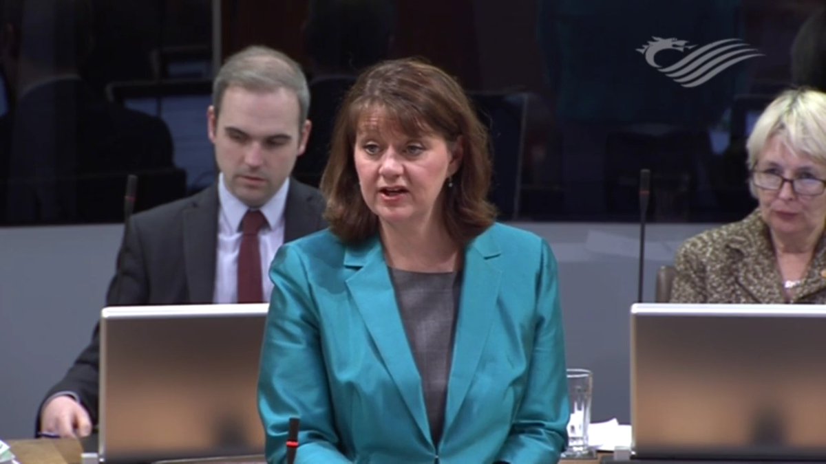67% of Welsh exports go to the EU – <a href="/LeanneWood/">Leanne Wood 💚💛</a> asks what will happen if tariffs are raised on Welsh exports after Brexit.