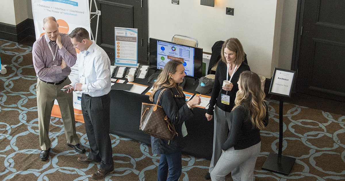 SummitOCE's tweet photo. The #attendees of the Summit will always have more genuine #CustomerStories about their experience. https://t.co/rgNmicXYbe #SoCE https://t.co/d9gWMq0cAu