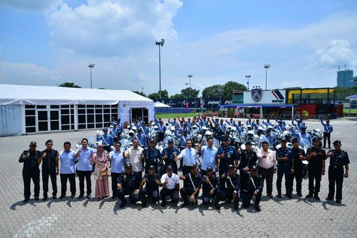 BuletinJohore's tweet photo. @DatukBandarMbjb menerima kunjungan rasmi daripada Unit Trafik Dewan Bandaraya Kuala Lumpur (DBKL) #muafakatjohor https://t.co/JWuOl2jOKn