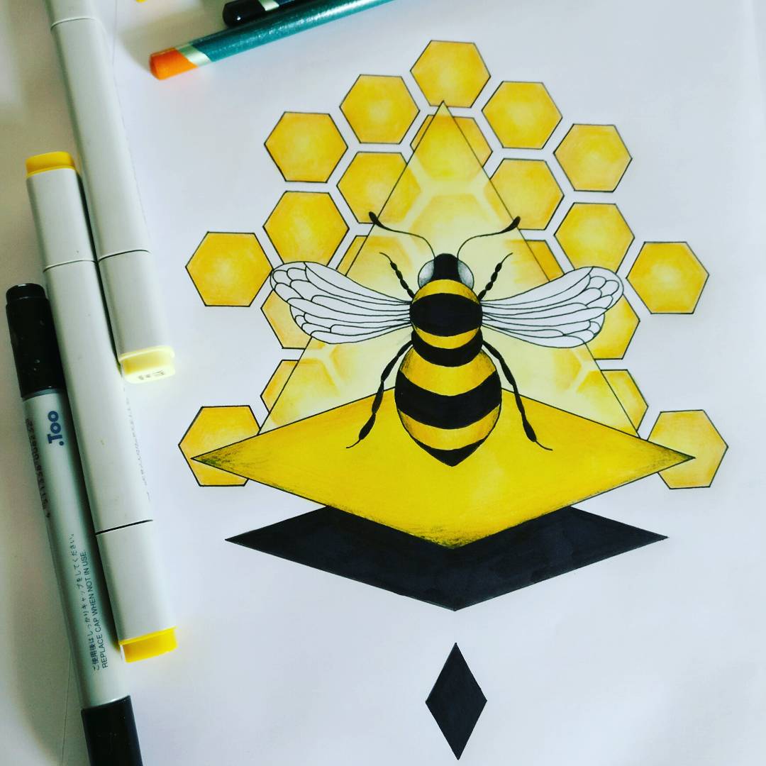 reirademeester's tweet photo. I was very beezy with this drawing 🐝🐝 #tattoodesign #DrawADoodle https://t.co/eEC3WD4xYZ