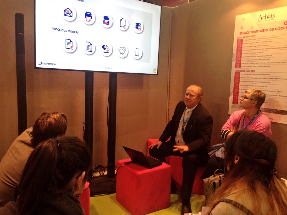 algautier75's tweet photo. @AchatsTravail intervention de R. Colmant de @Docapost sur #smartlean, offre pr optimiser sa gestion documentaire et ses processus métiers https://t.co/wLFTk3iwDw